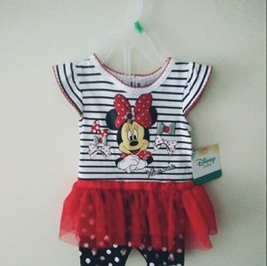 NWT minnie mouse set